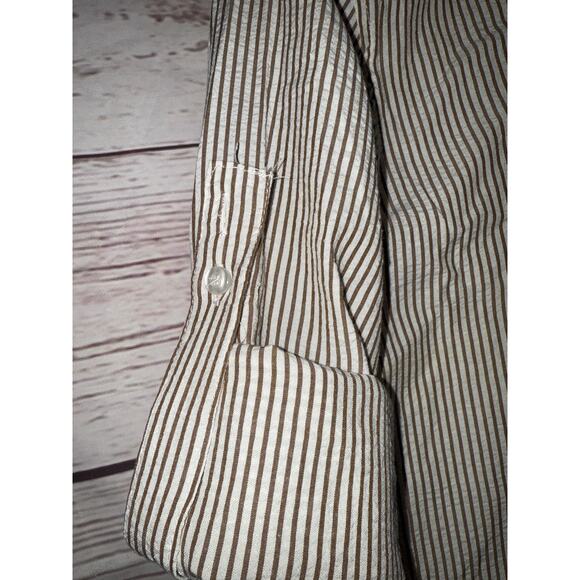 NWT American Heritage Brown and White Stripe Button Up Sz M - Picture 4 of 12